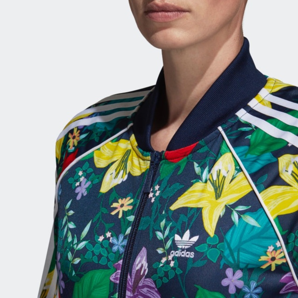 Adidas SST Graphic Track Jacket Women’s JE24 - Picture 6 of 8